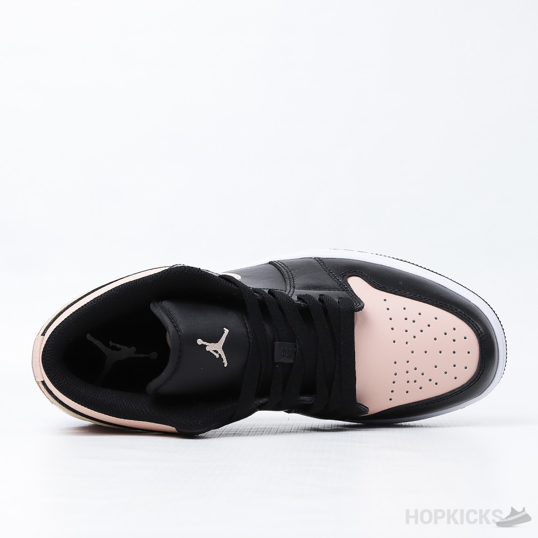 aj1 low crimson tint